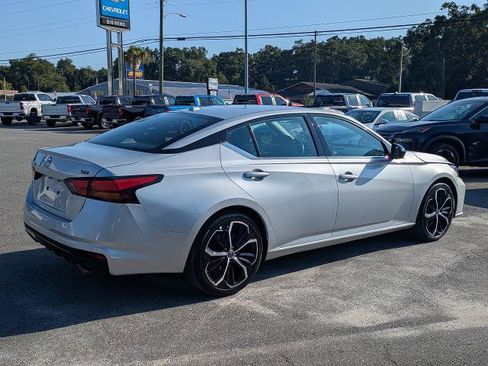 Used 2024 Nissan Altima 2.5 SR FWD image 4