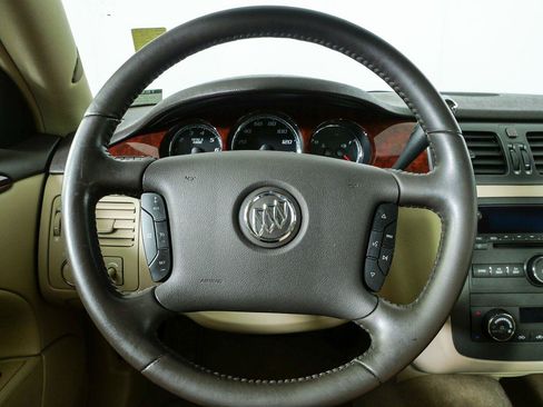 Used 2008 Buick Lucerne CXL w/ Driver Confidence Package FWD image 9