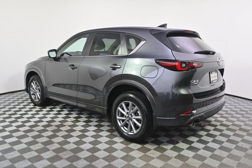 Used 2024 MAZDA CX-5 AWD 2.5 S w/ Preferred Package image 3