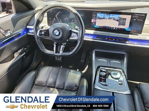 Used 2024 BMW 740i RWD image 23