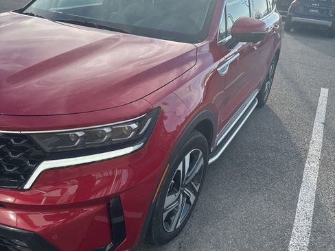 Used 2023 Kia Sorento SX Prestige w/ Panoramic Sunroof Package image 5