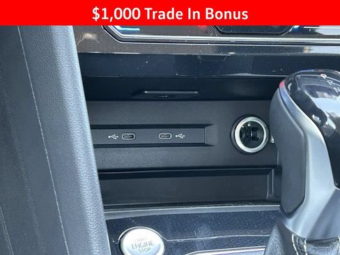 New 2026 Volkswagen Taos SE FWD image 18