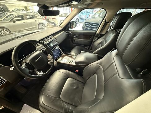 Used 2022 Land Rover Range Rover image 23