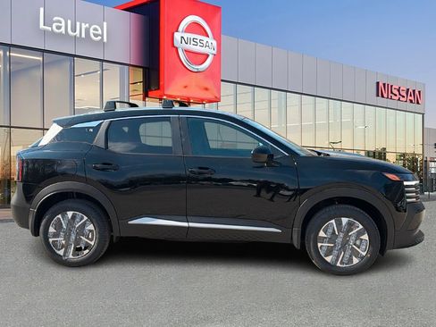 New 2026 Nissan Kicks SV w/ Cold Weather Package AWD/4WD image 2