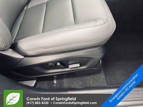 New 2026 Ford Explorer Active w/ Active Comfort Package image 14