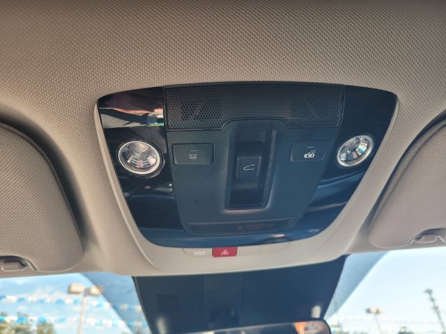 Used 2024 Kia Sorento S w/ Panoramic Sunroof Package FWD image 22