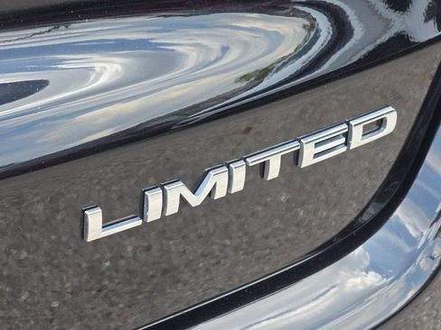 Used 2022 Jeep Compass Limited AWD/4WD image 18