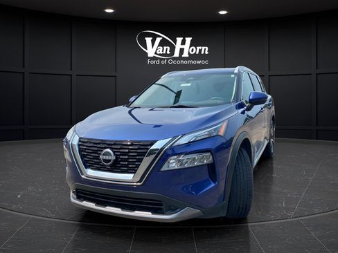 Used 2023 Nissan Rogue SL AWD/4WD image 3