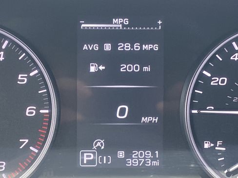 Certified 2025 Subaru Crosstrek 2.5i Limited w/ Crosstrek Mirror Package image 12