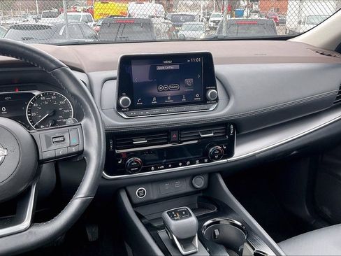 Used 2022 Nissan Rogue SV w/ SV Premium Package AWD/4WD image 5