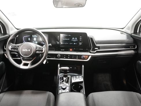 Used 2023 Kia Sportage LX image 12