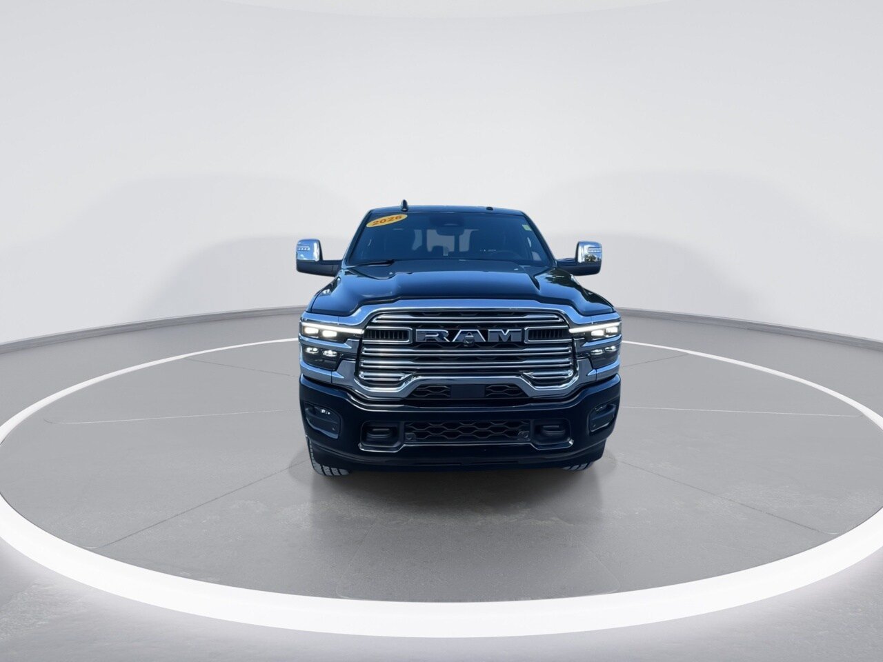 Used 2026 RAM 2500 Laramie AWD/4WD image 3