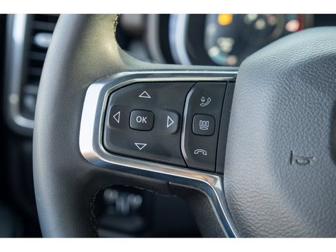 Used 2025 RAM 2500 Laramie AWD/4WD image 19