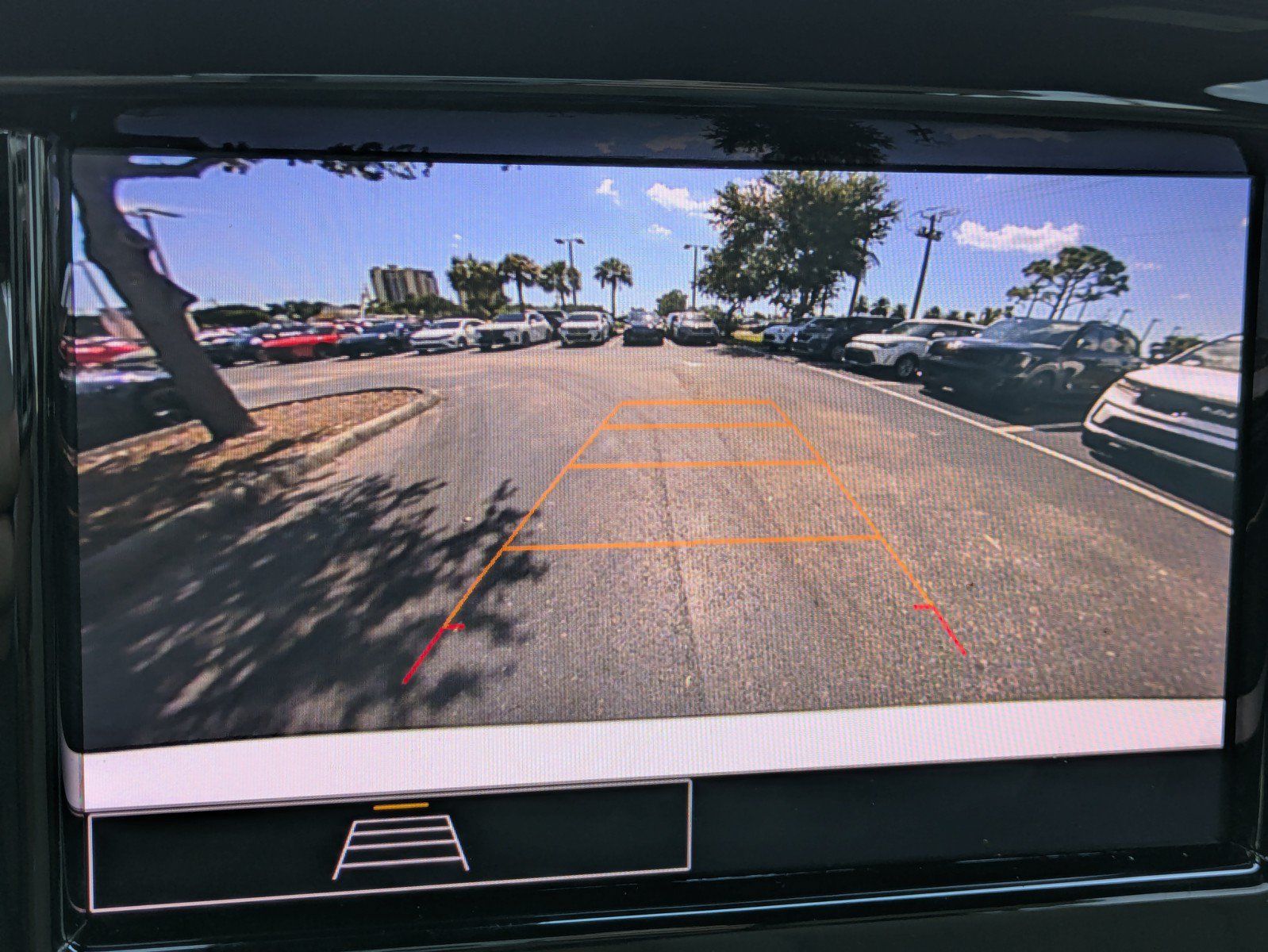 Used 2023 Chevrolet Traverse LS FWD image 22