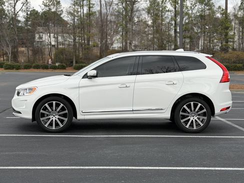 Used 2015 Volvo XC60 T5 Premier Plus image 4