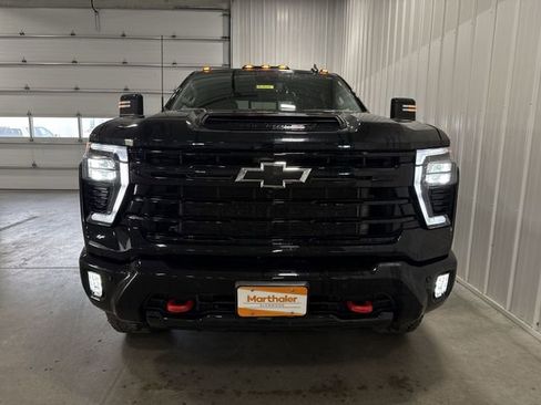 Used 2025 Chevrolet Silverado 3500 LT w/ Trail Boss Package AWD/4WD image 3