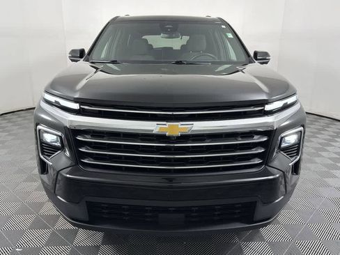 Certified 2024 Chevrolet Traverse LT image 3