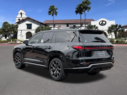 New 2026 Lexus TX 500h AWD image 3