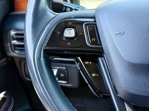 Used 2022 Lincoln Corsair Reserve w/ Sport Package AWD/4WD image 39