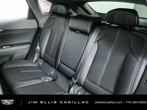 Used 2025 Cadillac Optiq Luxury 1 AWD/4WD image 18
