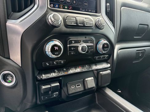 Used 2021 GMC Sierra 1500 SLT image 27