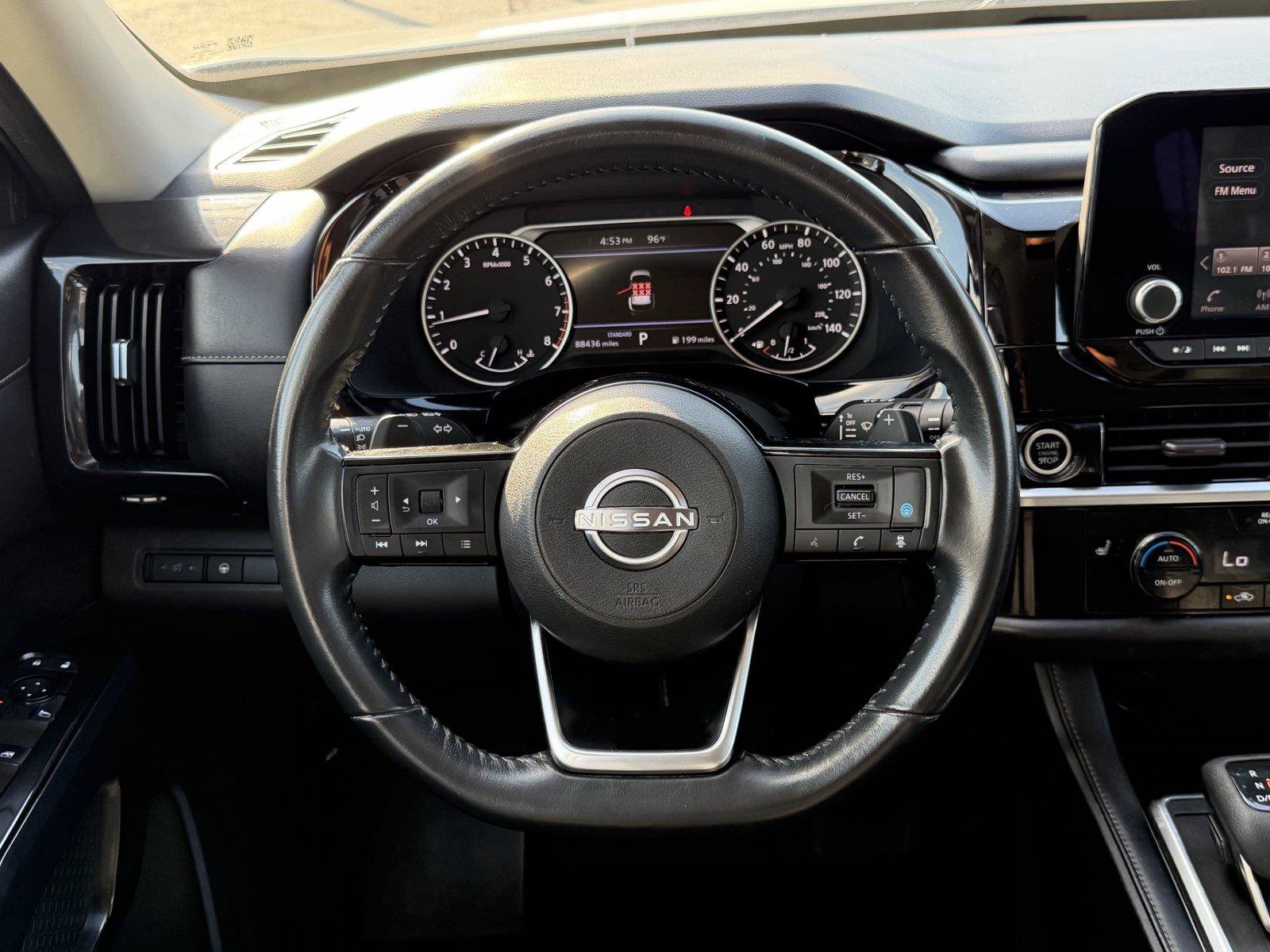 Used 2022 Nissan Pathfinder SV FWD image 21