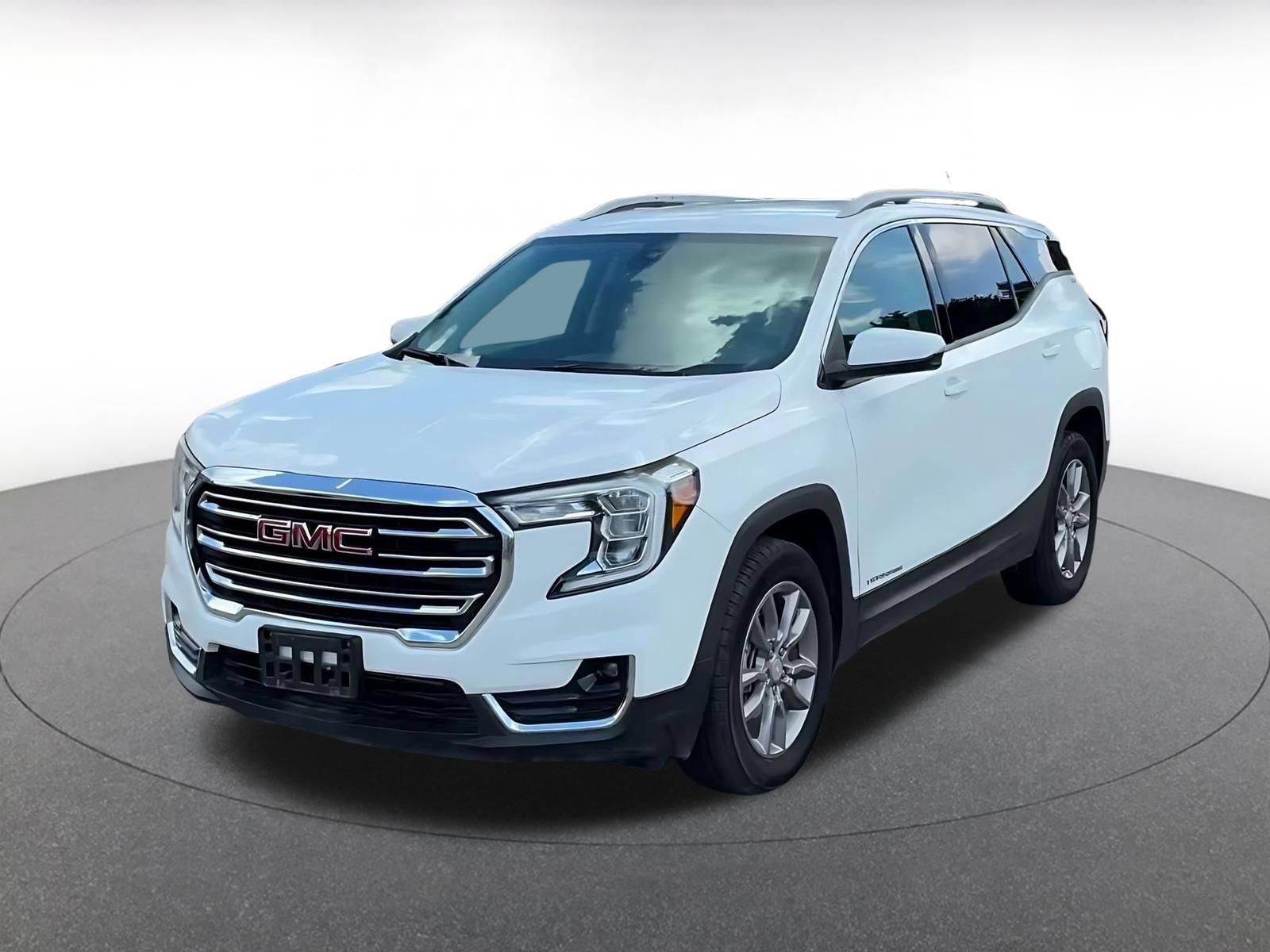 Used 2024 GMC Terrain SLT AWD/4WD image 6