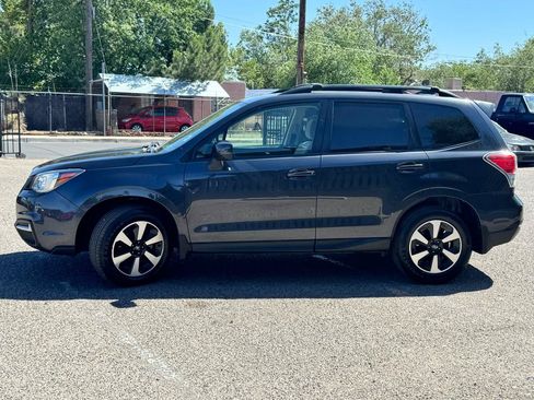 Used 2018 Subaru Forester 2.5i Premium AWD/4WD image 6