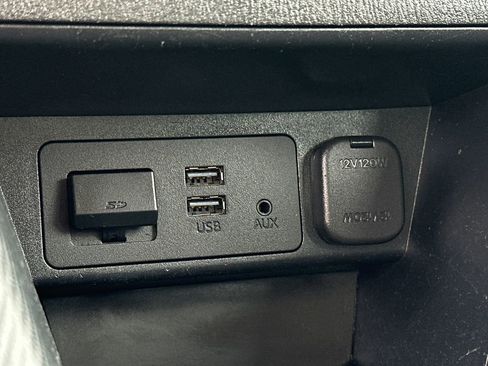 Used 2017 Toyota Yaris iA FWD image 29