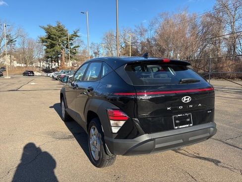 Certified 2026 Hyundai Kona SE image 4