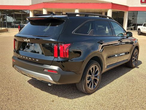 Used 2022 Kia Sorento SX Prestige w/ Rust Color Package AWD/4WD image 4