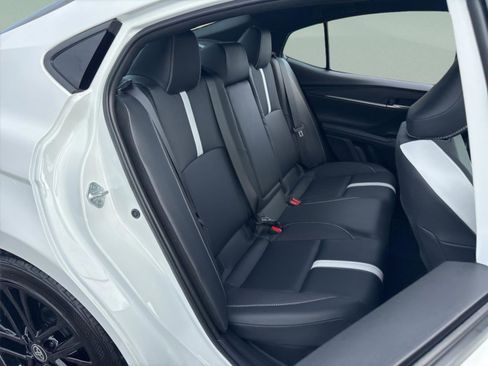 Certified 2025 Toyota Camry SE w/ Convenience Package image 31