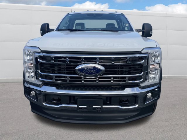 New 2026 Ford F550 4x4 Regular Cab Super Duty image 5