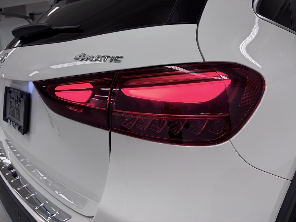 Certified 2025 Mercedes-Benz GLA 250 4MATIC image 10