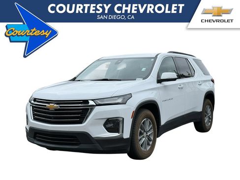 Used 2022 Chevrolet Traverse LT FWD image 1