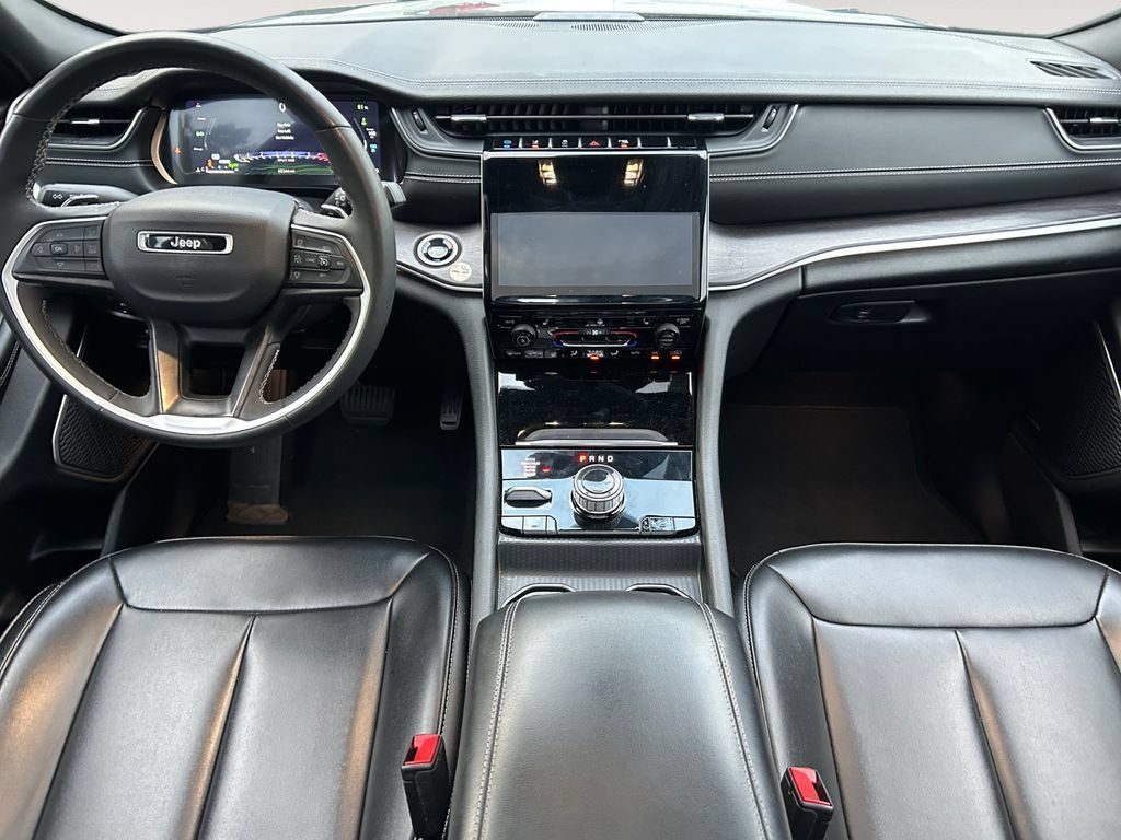 Used 2024 Jeep Grand Cherokee Limited 4xe AWD/4WD image 10