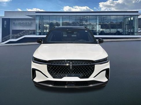 New 2026 Lincoln Nautilus Reserve w/ Jet Appearance Package AWD/4WD image 2