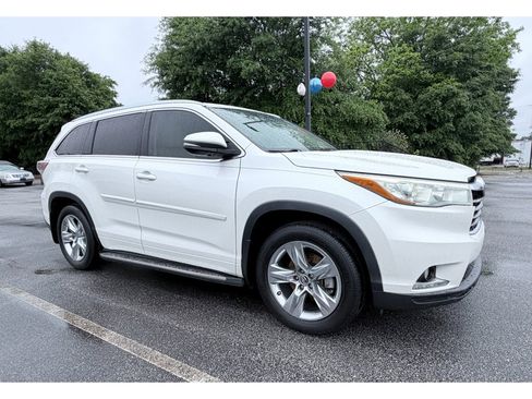Used 2016 Toyota Highlander Limited AWD/4WD image 2