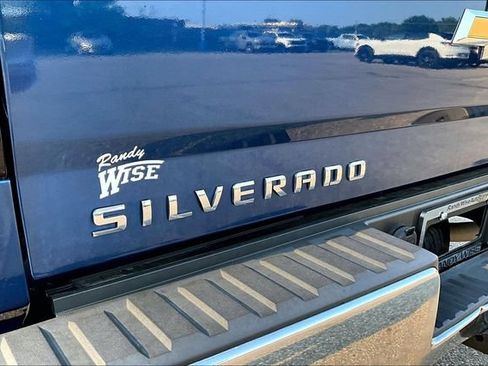Used 2018 Chevrolet Silverado 1500 LT w/ All Star Edition AWD/4WD image 8