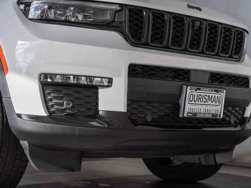 New 2025 Jeep Grand Cherokee L Limited w/ Luxury Tech Group II image 14