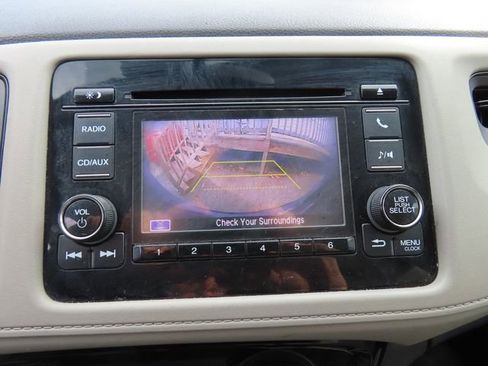 Used 2018 Honda HR-V LX image 21