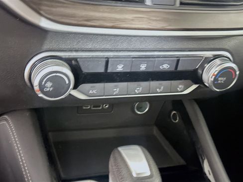 Used 2023 Nissan Altima 2.5 SV image 23