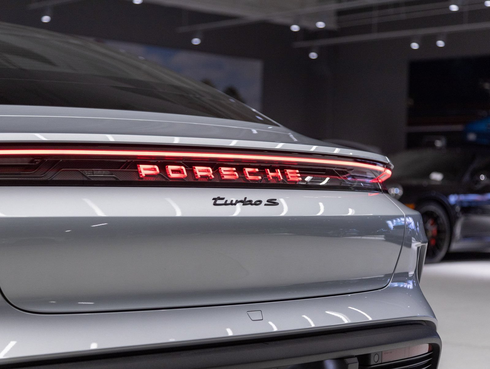 Used 2026 Porsche Taycan Turbo S AWD/4WD image 32