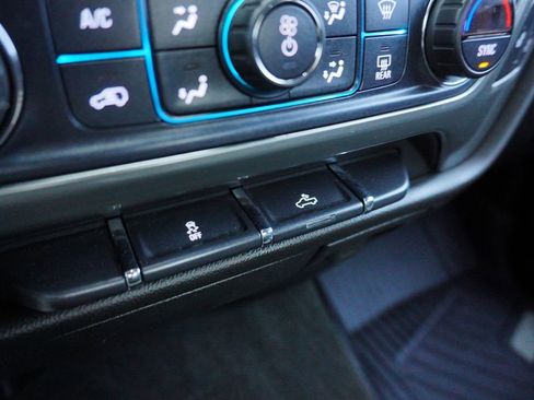 Used 2018 Chevrolet Silverado 1500 LT w/ All Star Edition image 18