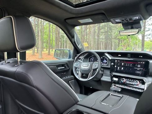 Used 2022 GMC Sierra 1500 AT4X AWD/4WD image 25