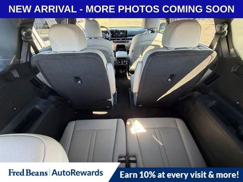 Used 2025 Kia Sorento SX Prestige AWD/4WD image 12