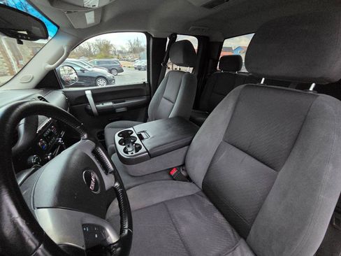 Used 2009 GMC Sierra 1500 SLE w/ Power Pack Plus AWD/4WD image 12