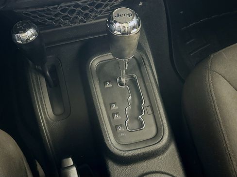 Used 2017 Jeep Wrangler Unlimited Sport w/ Quick Order Package 24S image 23