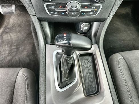 Used 2023 Dodge Charger GT image 15