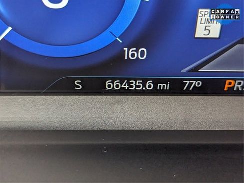 Used 2021 Ford Escape Titanium image 26